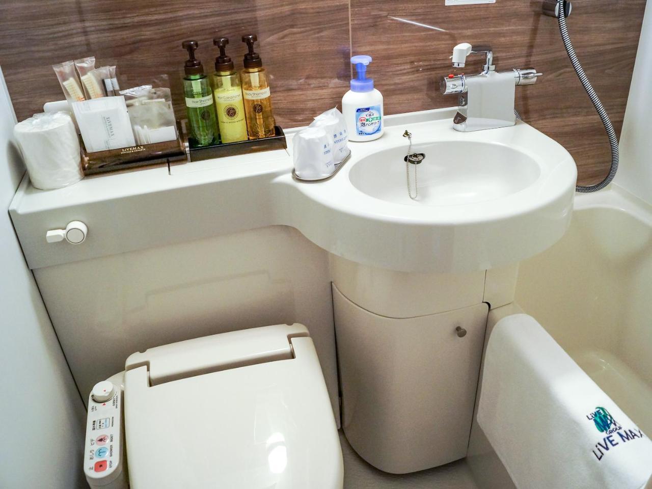 Hotel Livemax Saitama-Asaka-Ekimae Екстериор снимка